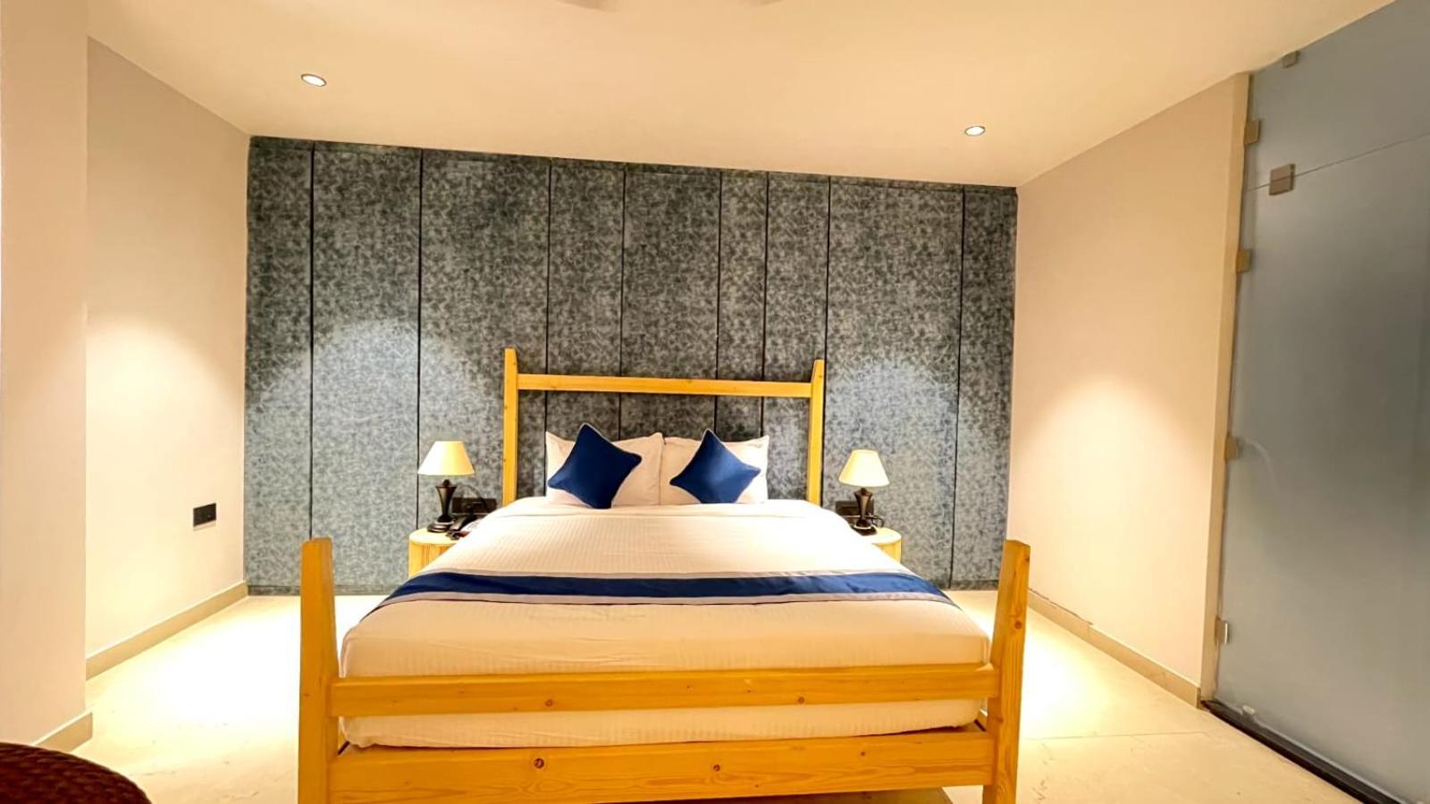 V Hotels And Resorts Chirala Extérieur photo